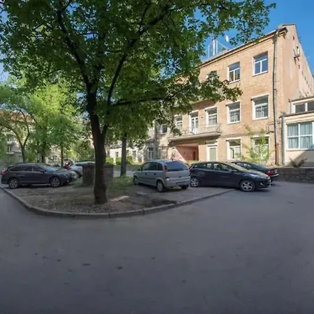 Huge In * Vilnius